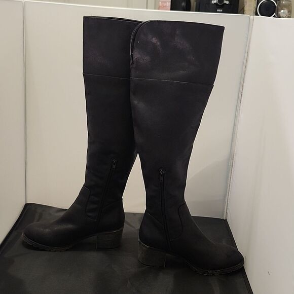 SO BY KOHL'S EXTRA WIDE CALF STACKED HEEL OVER THE KNEE BOOTS - Picture 7 of 14